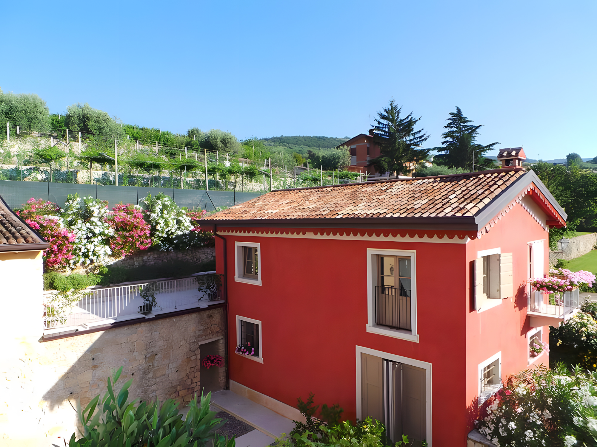 romantichouse_02_hi