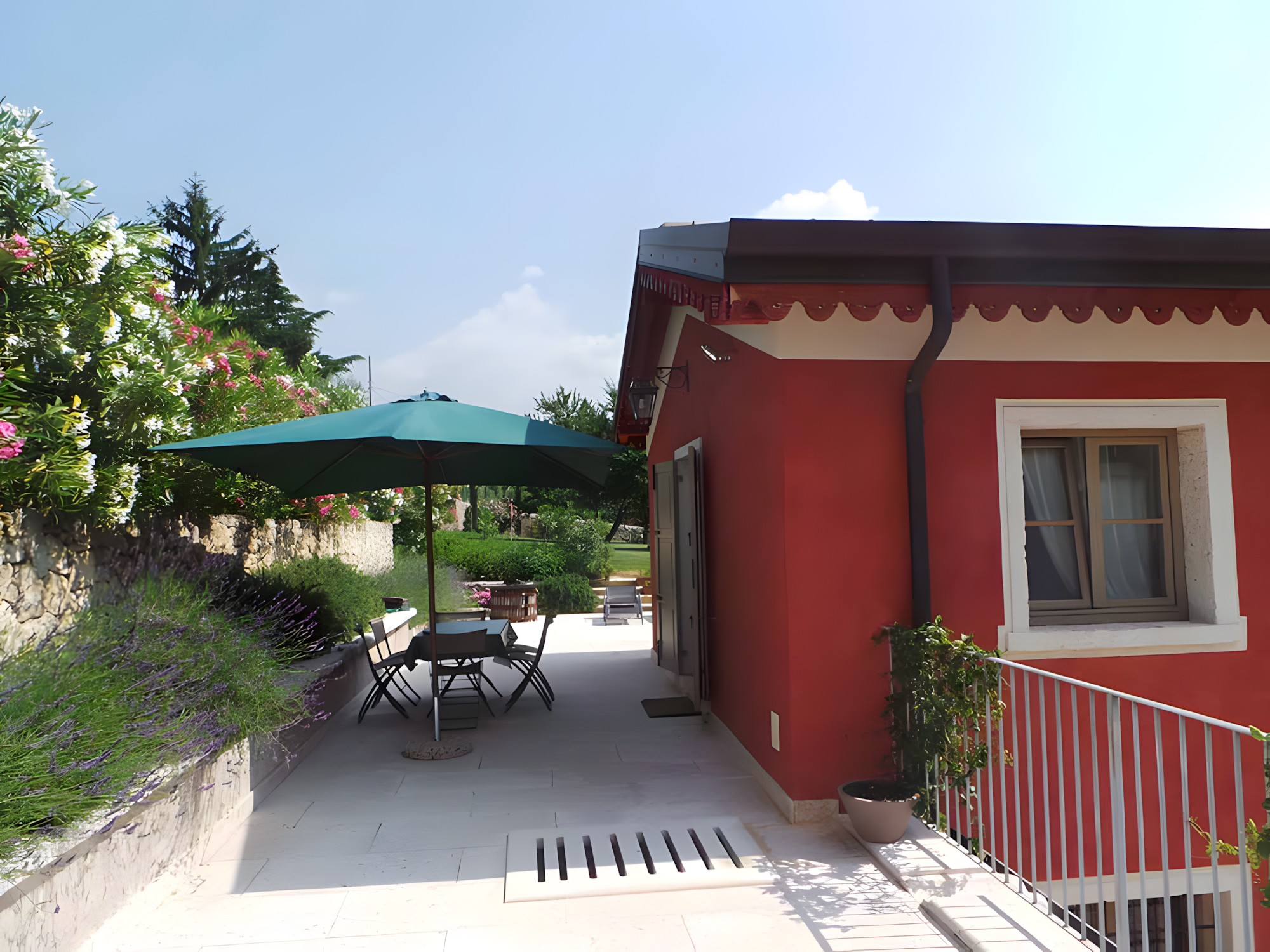 romantichouse_03_hi